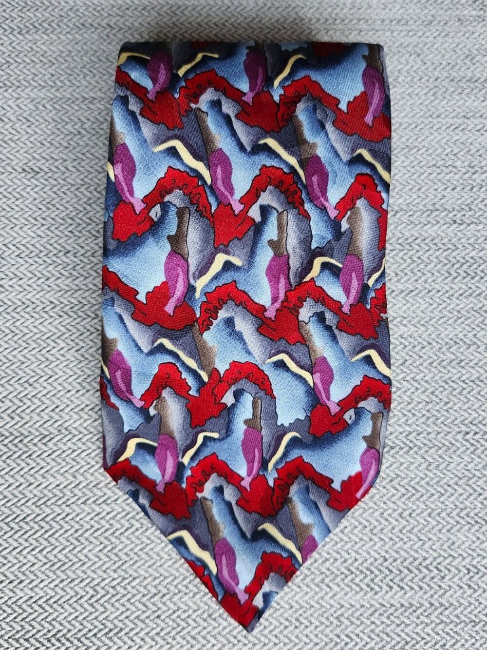 Vintage J. Garcia 100% Silk Abstract Red Blue Art Tie ✨
